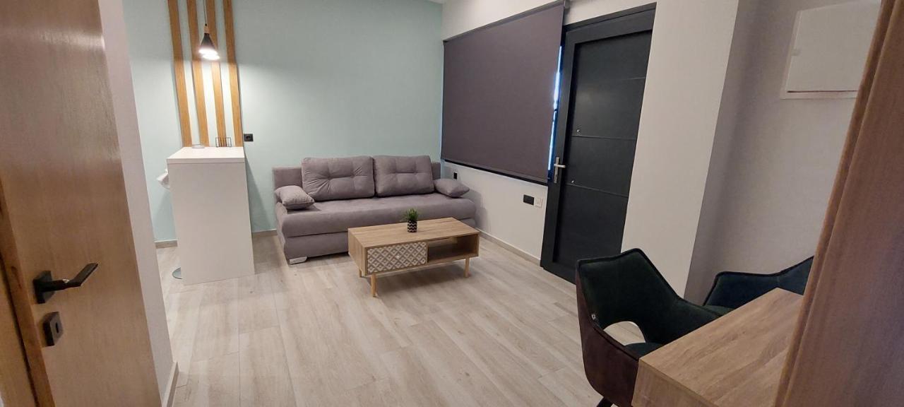 Vasileiadou Suites & Maisonettes フロギタ エクステリア 写真