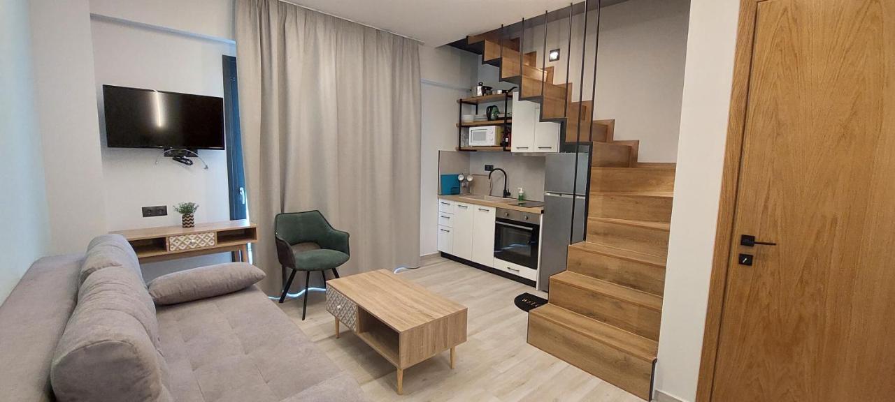 Vasileiadou Suites & Maisonettes フロギタ エクステリア 写真